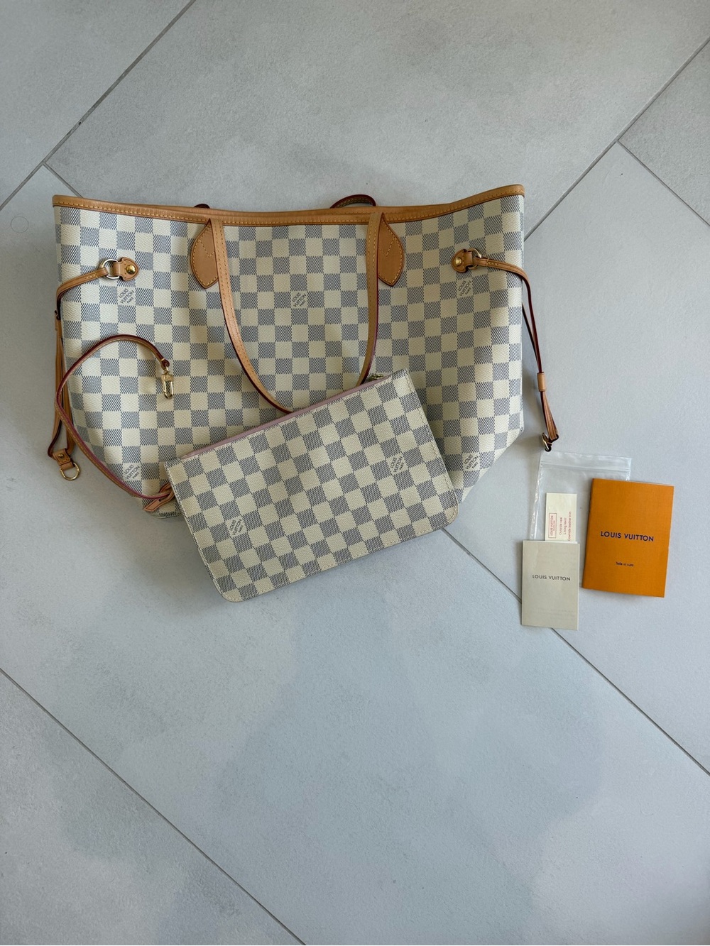 Louis Vuitton Damier Azur Neverfull MM Tote with Pochette - White/Cream/Tan Trim